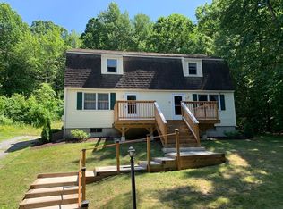 30-32 Rolling Acres Rd, Lunenburg, MA 01462