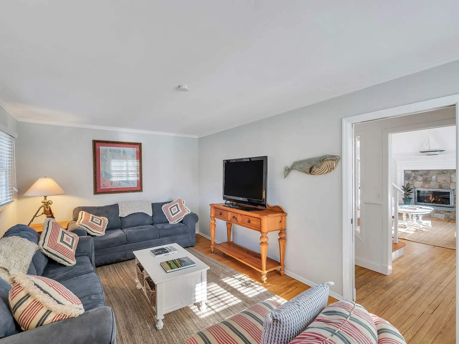 East Hampton Village - 4 Bedroom Beach House with Pool — Photo 4