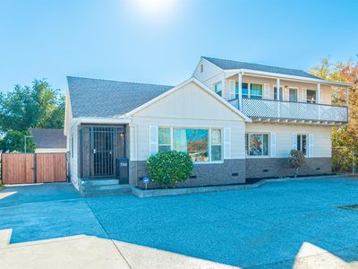 3360 27th Ave, Sacramento, CA, 95820