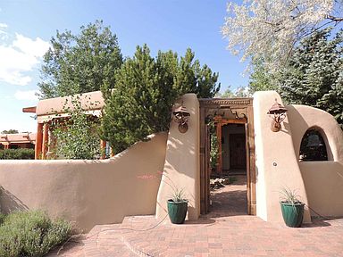 1114 Calle Conejo, Santa Fe, NM 87501 | Zillow