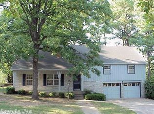 9808 Catskill Rd, Little Rock, AR 72227