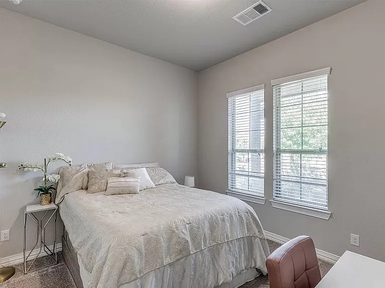 4211 Peach Blossom Dr — Photo 6