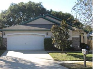 650 Sand Ridge Dr, Valrico, FL 33594