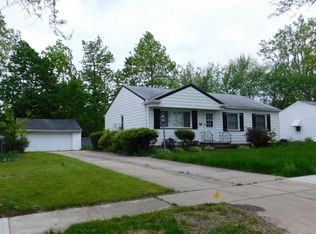 19304 Mayfair Ln, Warrensville Heights, OH