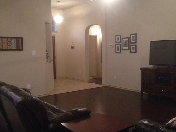 3rd image of 1427 Santa Anita Blvd