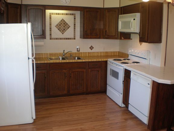 3rd image of 5439 Stevin Dr #B