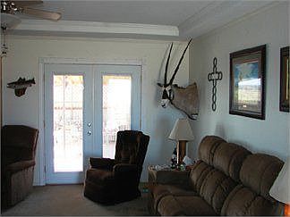 4th image of 997 Cottonwood Dr