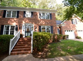 6932 Loretta Pl, Charlotte, NC 28215