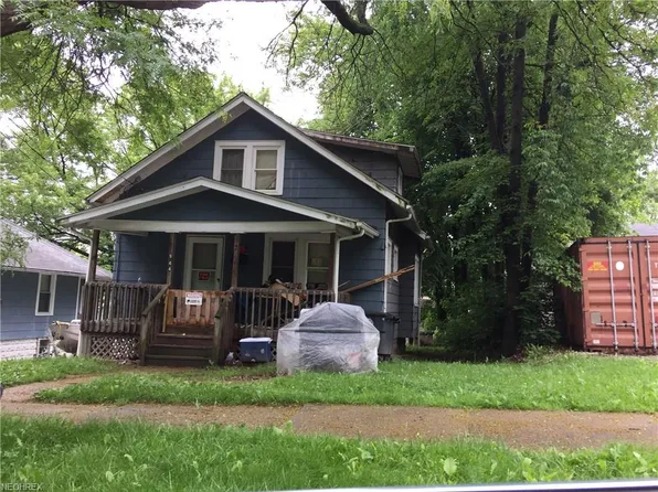 944 E Crosier St, Akron, OH 44306