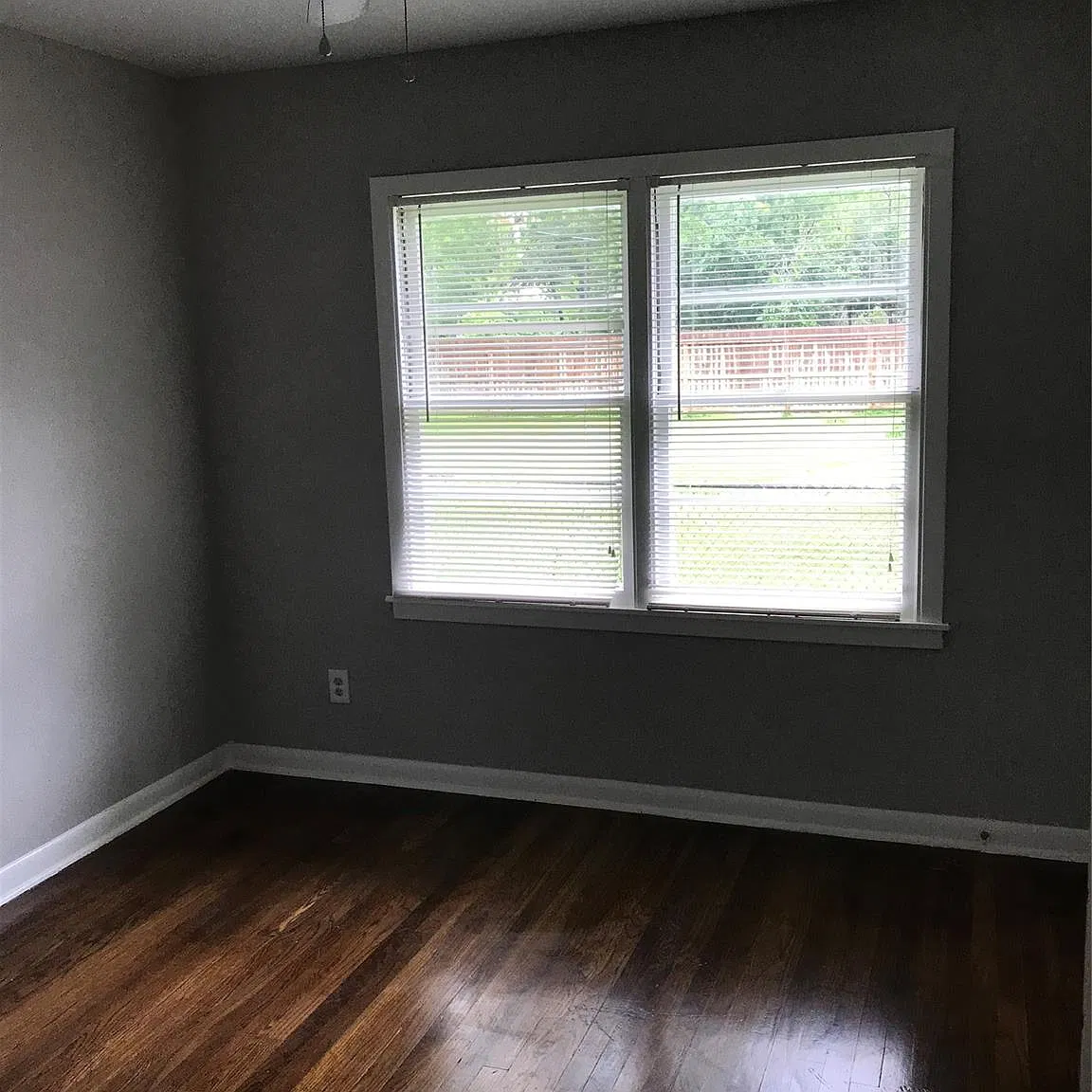 3 bed, 1.0 bath, 1140 sqft, $1,500 — Photo 4