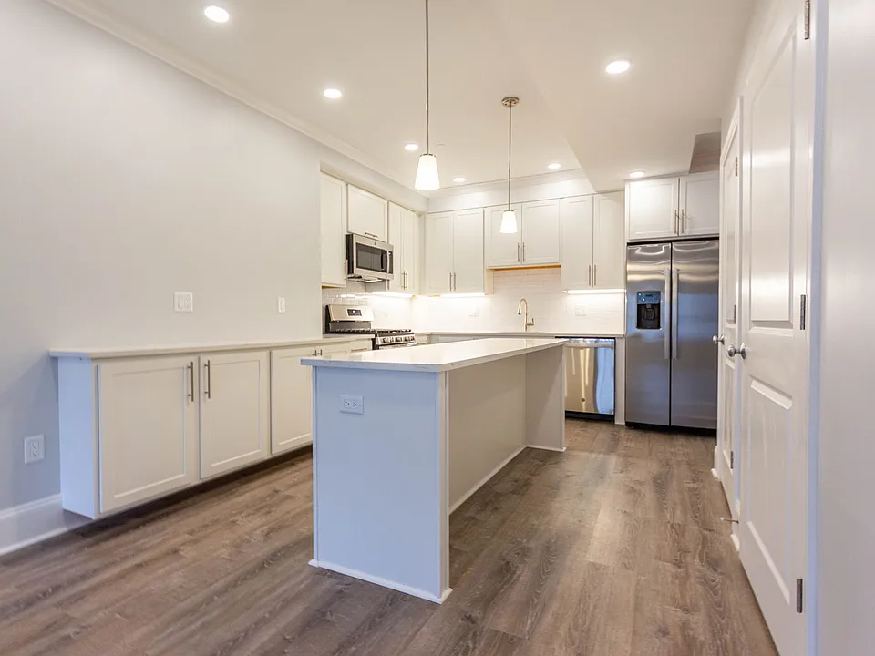 122 Kenrick St #5