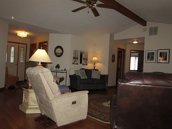 5th image of 1670 E Ravenwood Ln