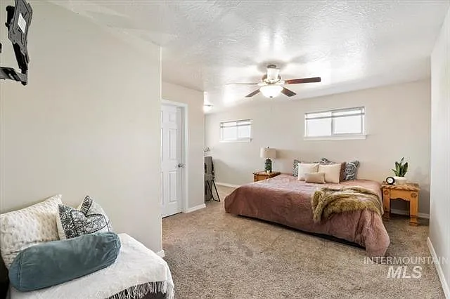 1437 NE Cinder Loop — Photo 20