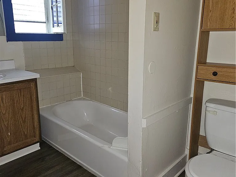 9 Rowley St #3 — Photo 20