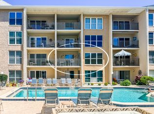 845 Benjamin Franklin Dr UNIT 202, Sarasota, FL 34236