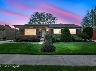 28443 Campbell Dr, Warren, MI 48093