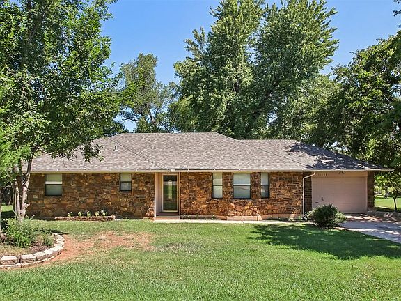 2nd image of 11093 Ione Dr