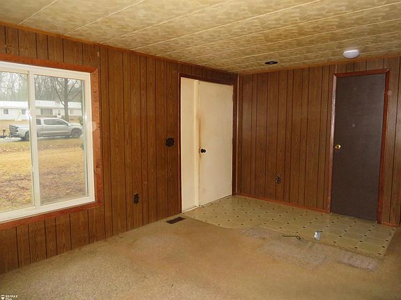 5th image of 6781 Rhodes Rd