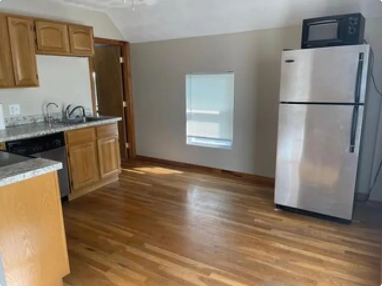 42 Glenwood Ave #3 — Photo 3