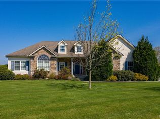 9095 Airfield Ct, Kempton, PA 19529