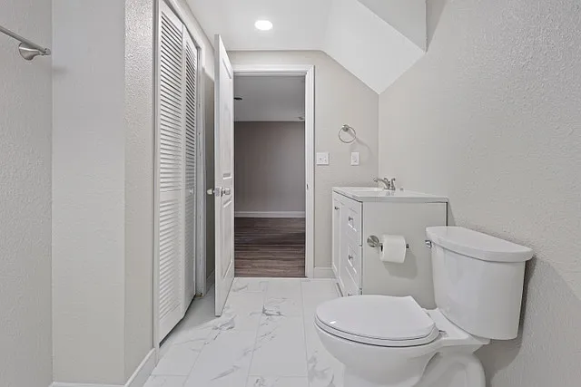 5827 Winnetka Ave N #1 — Photo 24