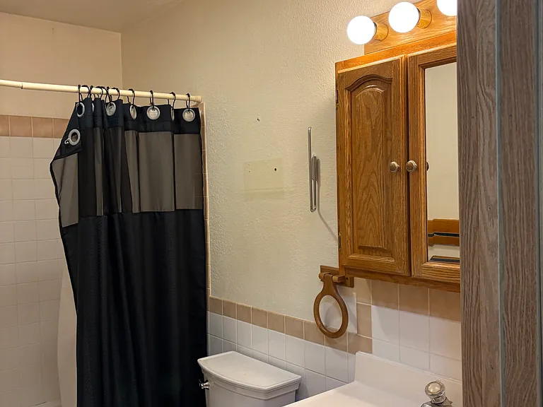 213 Yukon Dr — Photo 9