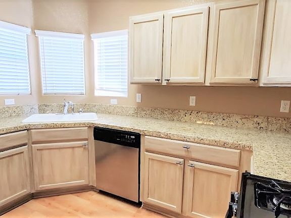 5th image of 2052 Gravel Hill St #206-1
