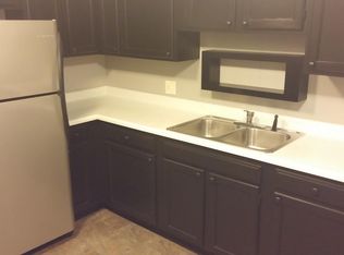 1905 Oak Dr APT B, Eureka, IL