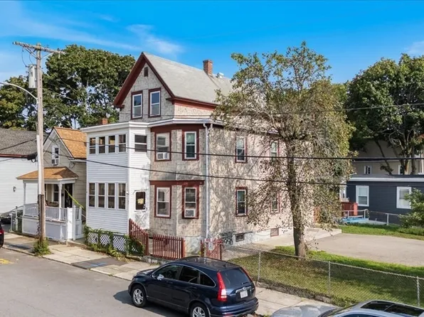 14 Atkinson St, Lawrence, MA 01843