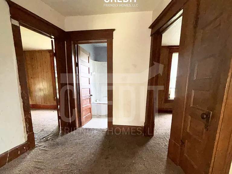 1712 N Church St — Photo 2