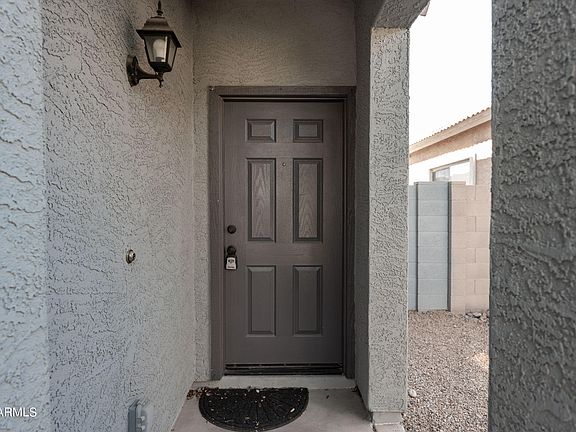 4th image of 1237 W VINEYARD PLAINS Drive
