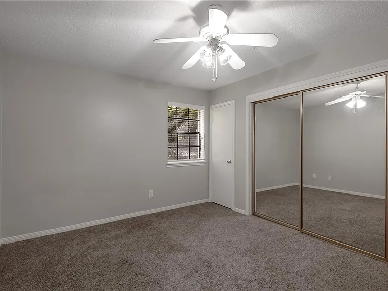 2401 Sycamore Ave #C2 — Photo 21