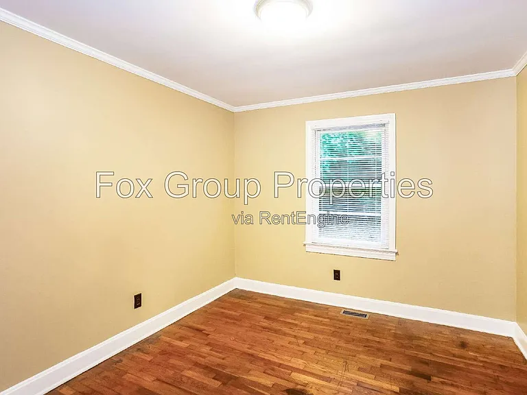 526 Hickory Ave — Photo 7