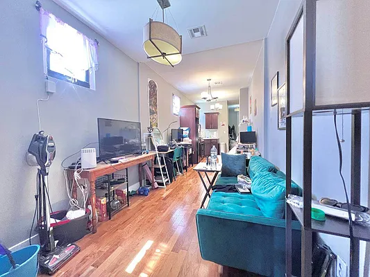 Rented by Doorway NYC, LLC | media 3