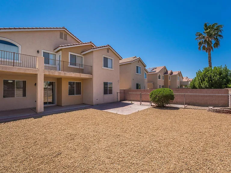 4828 Whisper Lake Ave — Photo 38