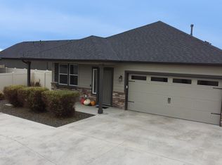 1429 N Steens Ave, Kuna, ID 83634