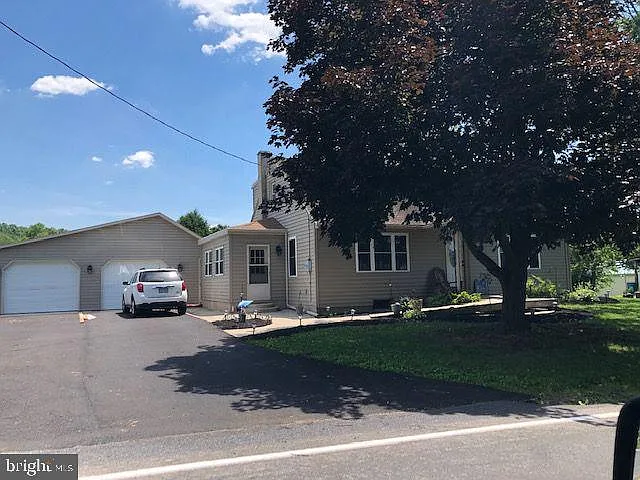 320 Galen Hall Rd photo 1