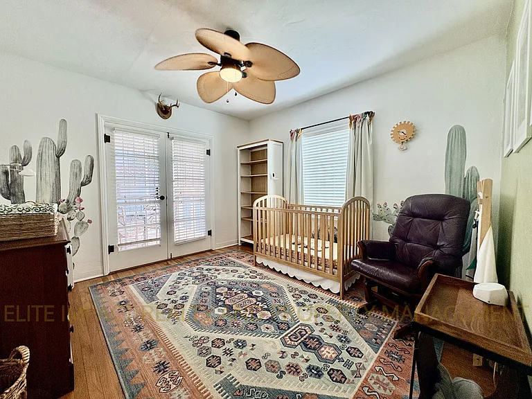 1718 E Grant Rd — Photo 21
