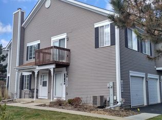 1337 Lowell Dr #1337, South Elgin, IL 60177