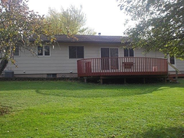 2nd image of 120 Ohio Ave