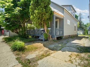 1553 Pierce Ave, Marinette, WI 54143