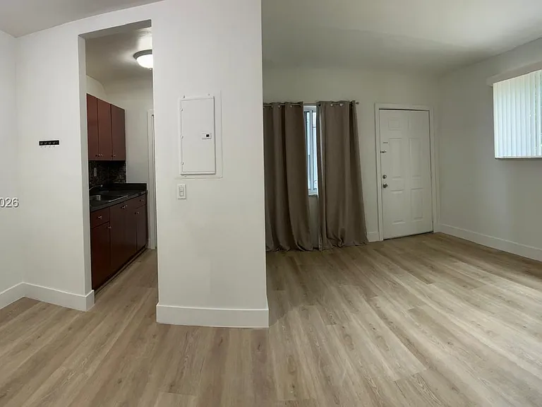 791 SW 64th Ave #4 — Photo 10