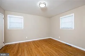 2424 E Parris Dr — Photo 10