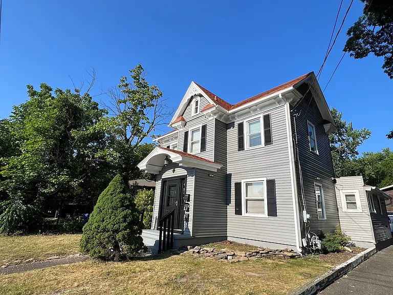 208 S Main St #A — Photo 1