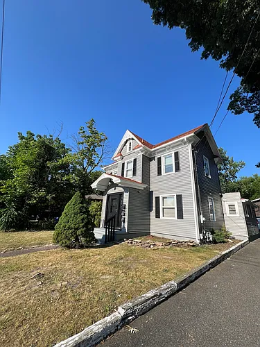 208 S Main St #A Photo 1