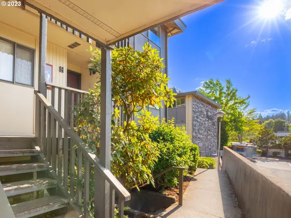 4035 Donald St APT H, Eugene, OR 97405