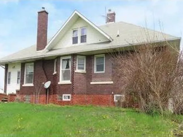 100 N Penn St, Joy, IL 61260