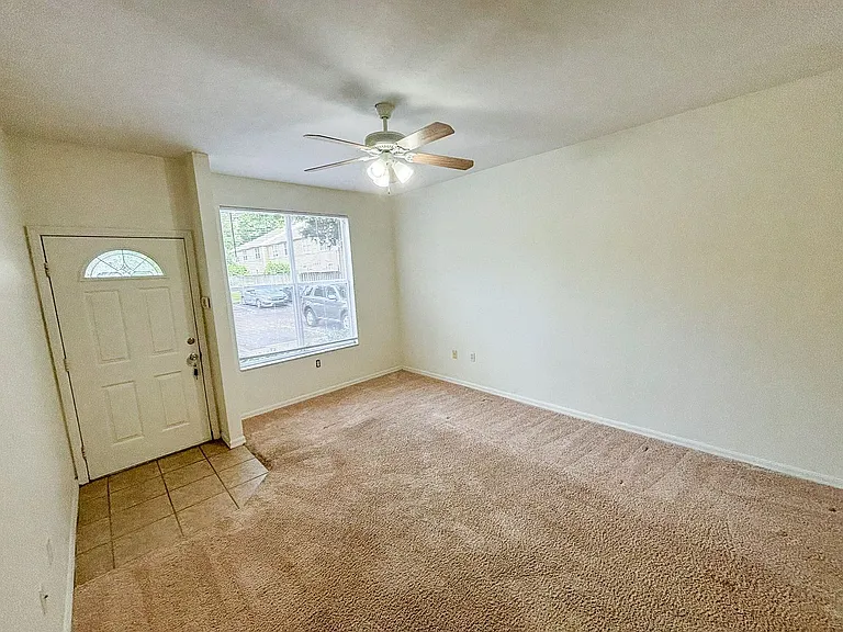3510 SW 30th Way #156 — Photo 4