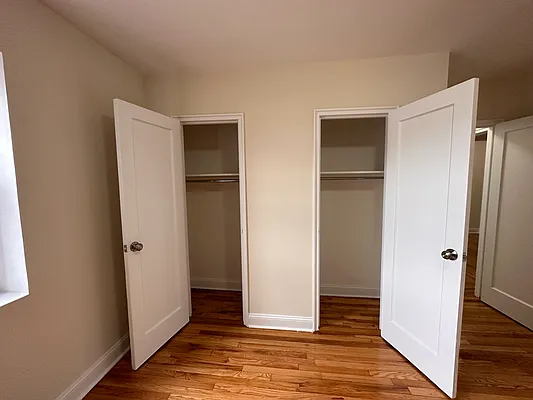 Rented by Karten Real Estate Services LLC | media 7