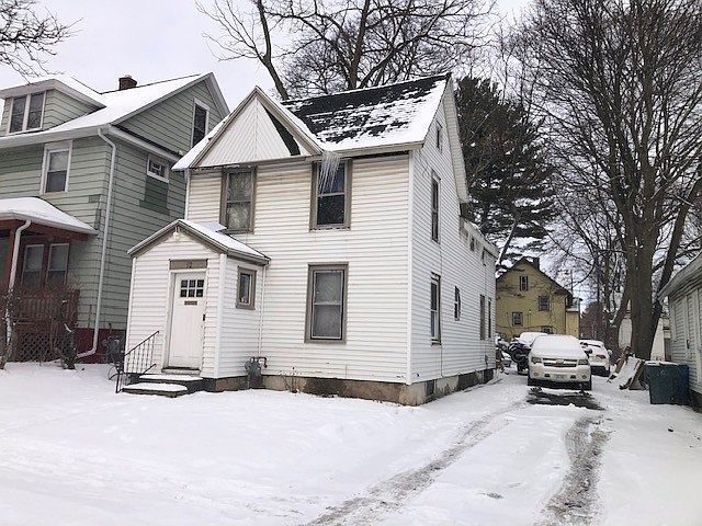 2nd image of 152 Arnett Blvd